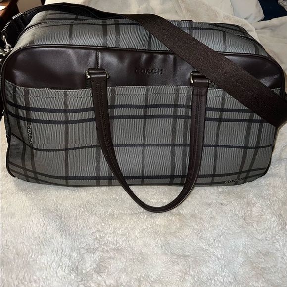 * RARE * COACH Travel Bag Beautiful Dark Plaid Grey. Immaculate Condition - Picture 1 of 15